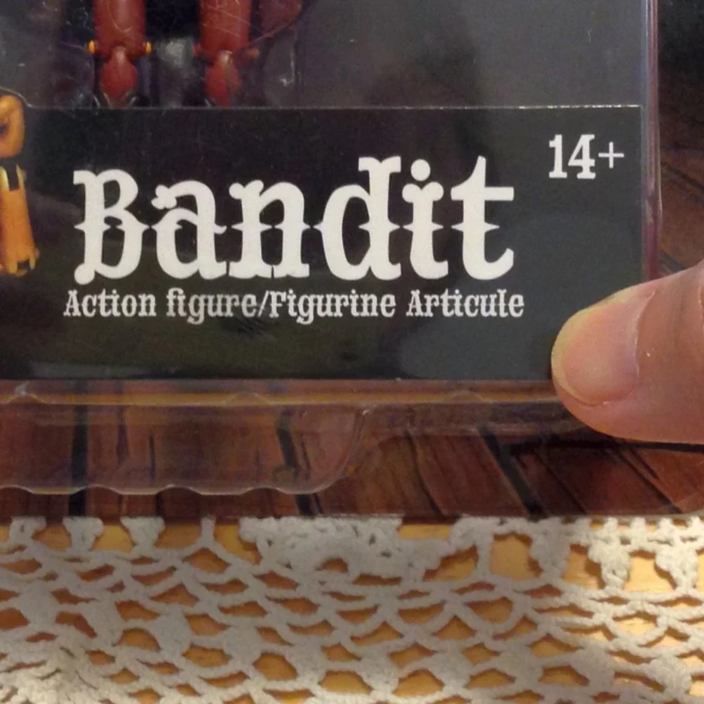 Action Figure and accessories, Showdown Bandit